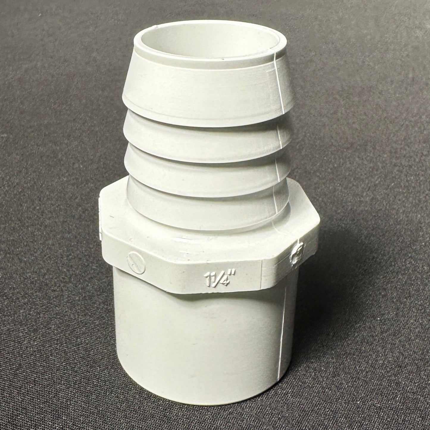 1-1/4"Barbed x 1-1/4" Spigot